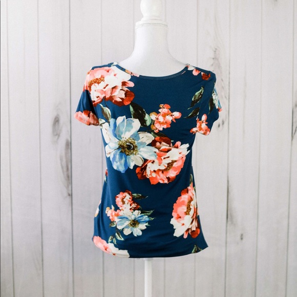 The Trinity Top- blue floral tee - Picture 3 of 8
